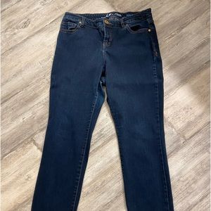 Women’s INC Skinny Fit Curvy Fit Size 10